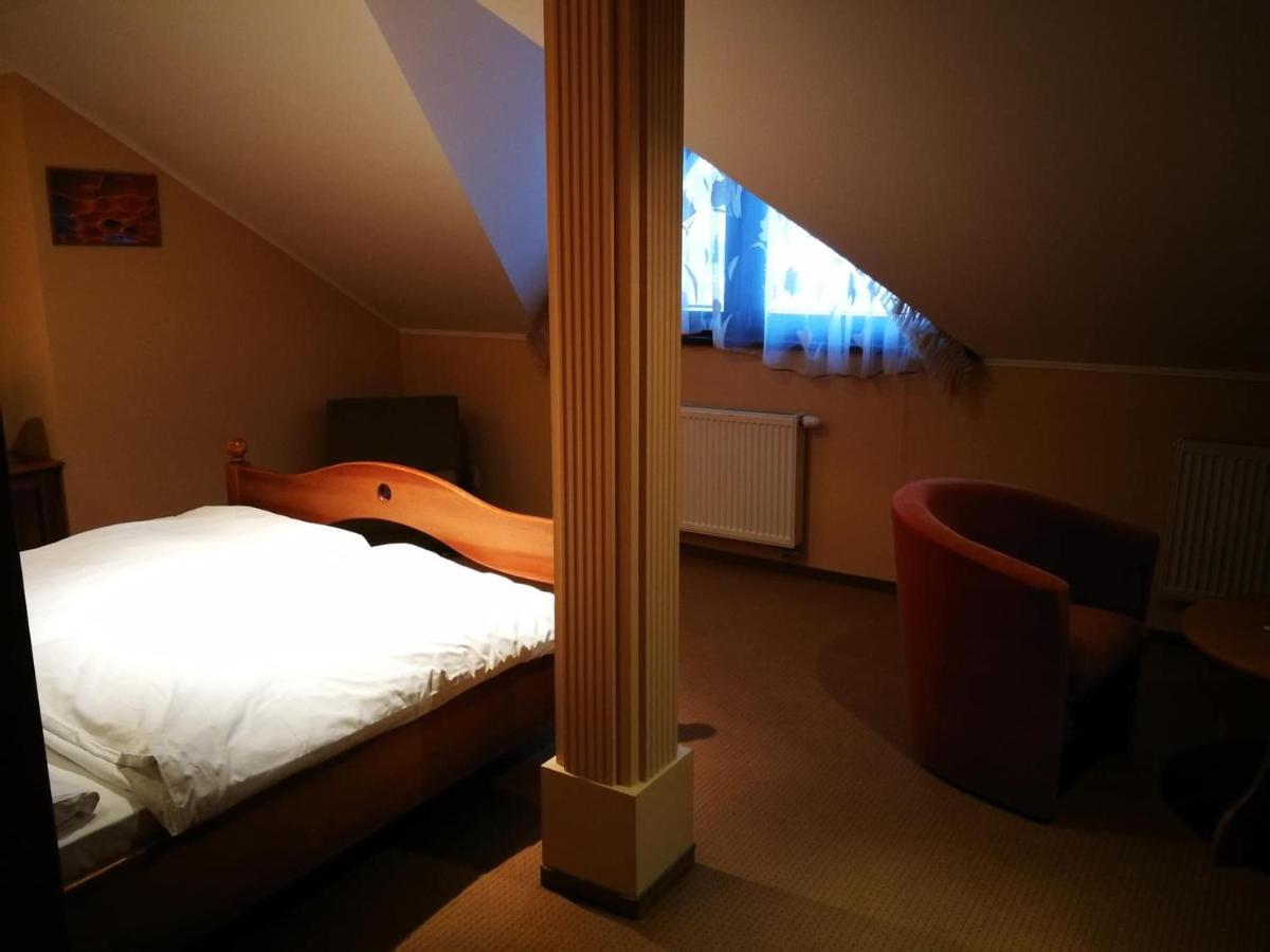 Hotel Mladost Lipany Εξωτερικό φωτογραφία